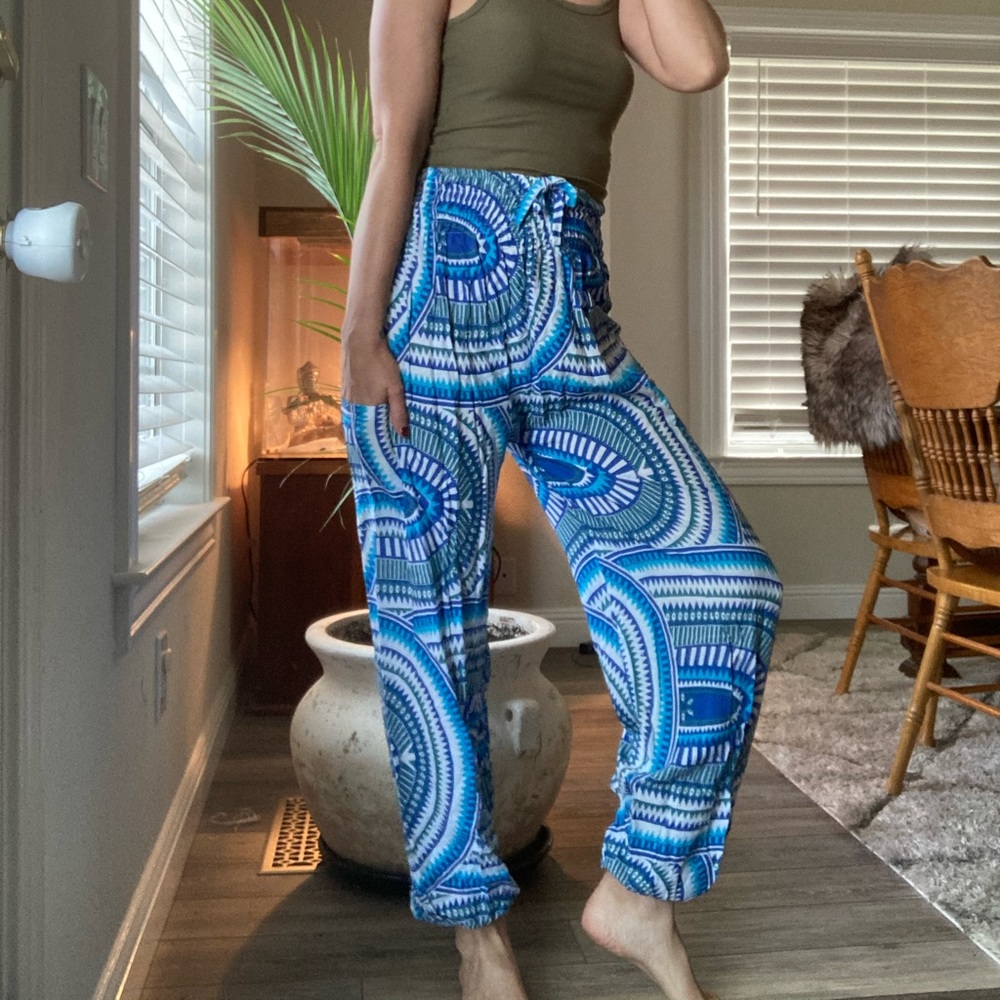 Gorgeous goddess harem pants in blue mandala - Picture 2 of 2